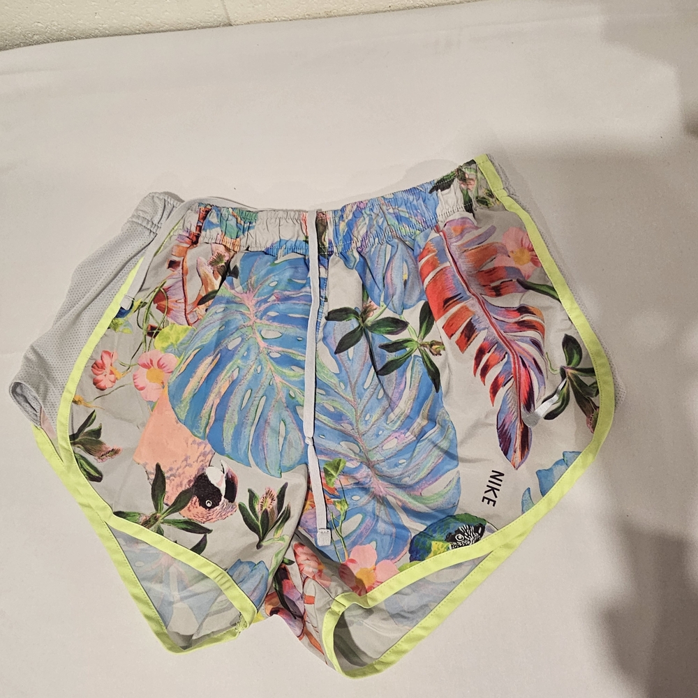 Nike Women's Tropical Print Shorts - Multicolor